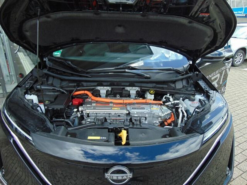 Nissan Ariya e-4ORCE 87 kWh Leder 360° Navi PGD