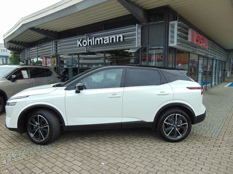 Nissan Qashqai 1.3 DIG-T MHEV Tekna Xtronic AHK Bose