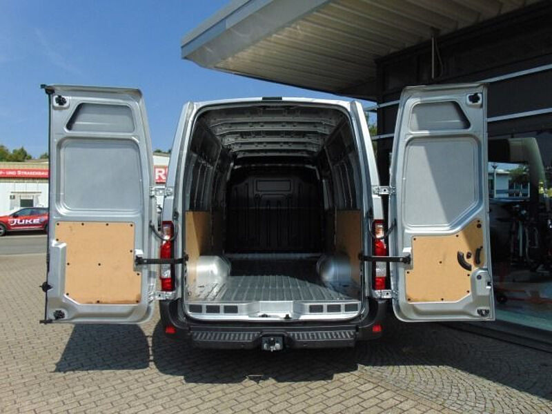 Nissan Interstar KW L3H2 3,5t dCi165 MT RWD DT TEKNA