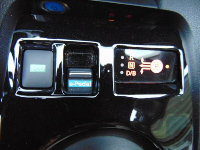 Nissan Leaf e+ N-Connecta 62kWh Winter Navi CarPlay Alu