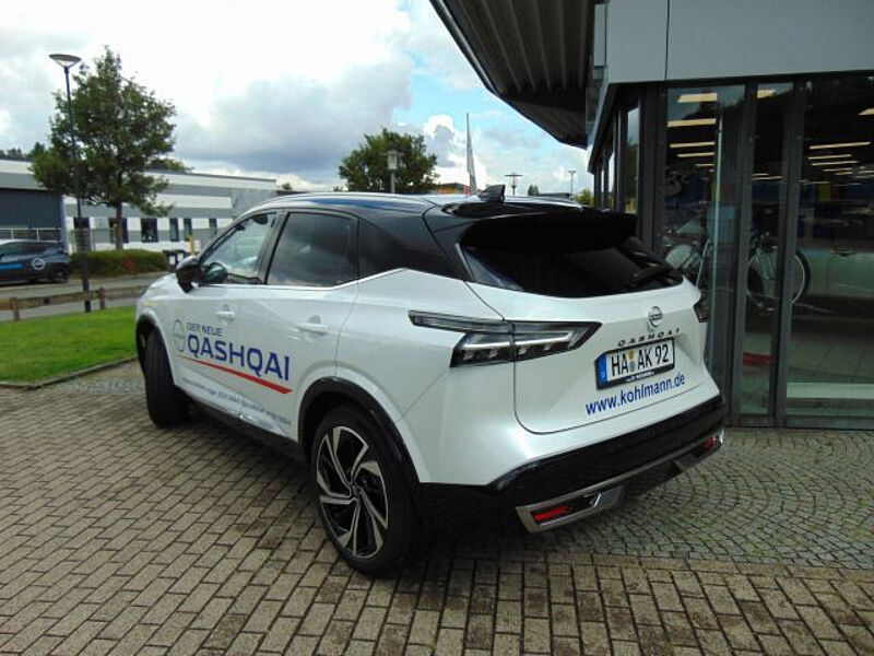 Nissan Qashqai TEKNA+ 1.3 DIG-T MHEV Xtronic 4x2 306°